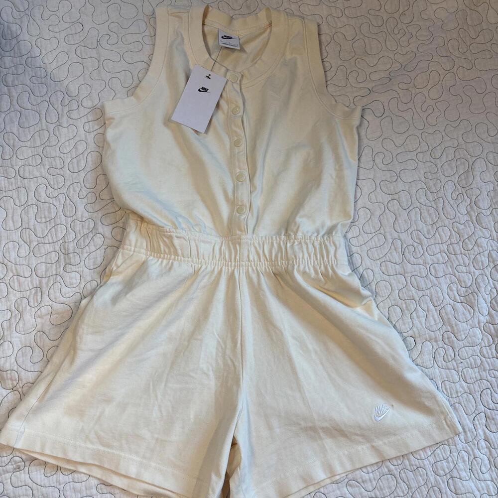 Nike Girls Sleeveless Jumpsuit Romper‎ in Cream Size Large